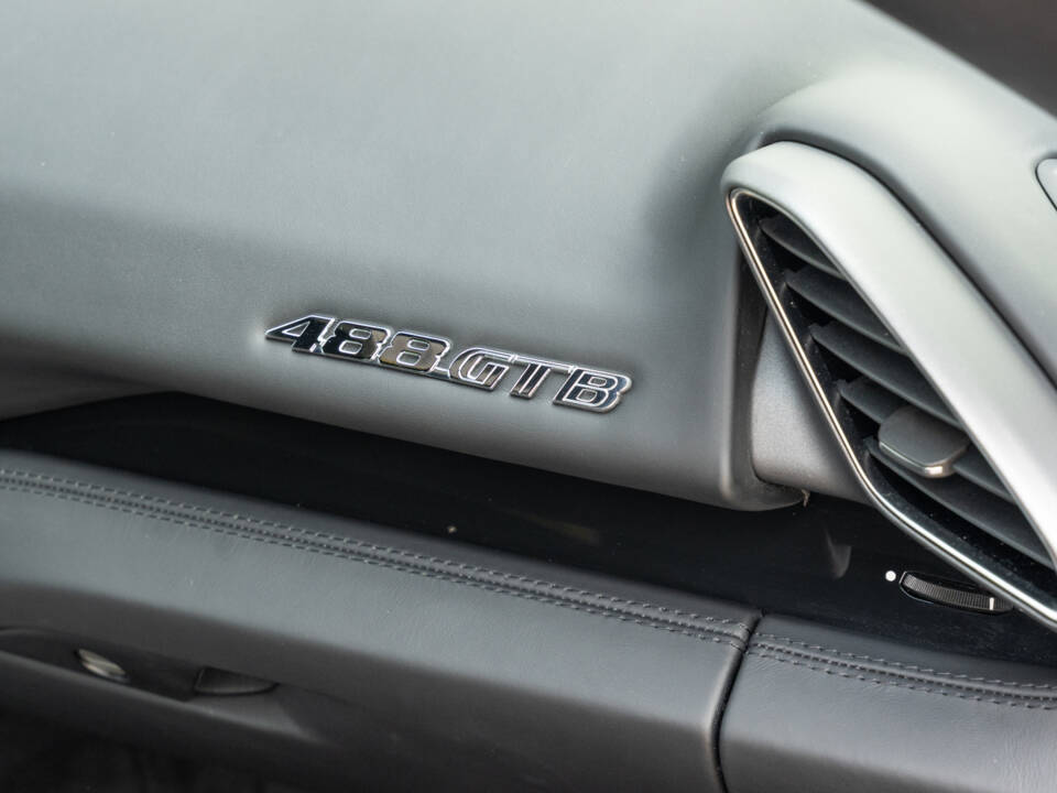 Immagine 55/85 di Ferrari 488 GTB (2015)
