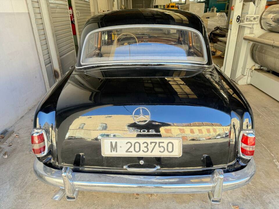 Imagen 5/8 de Mercedes-Benz 220 S (1958)