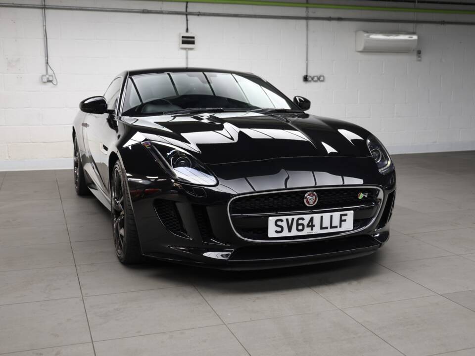 Afbeelding 7/50 van Jaguar F-Type R (2014)