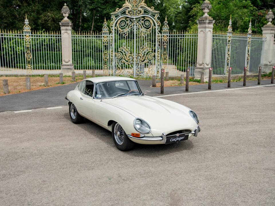 Image 9/50 de Jaguar Type E 3.8 (1963)