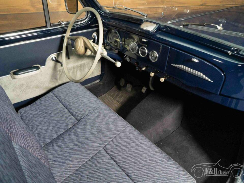 Imagen 8/19 de Peugeot 203 (1954)