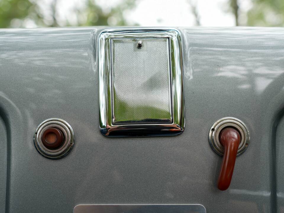 Image 43/50 of Alfa Romeo 6C 2500 Gran Turismo (1952)