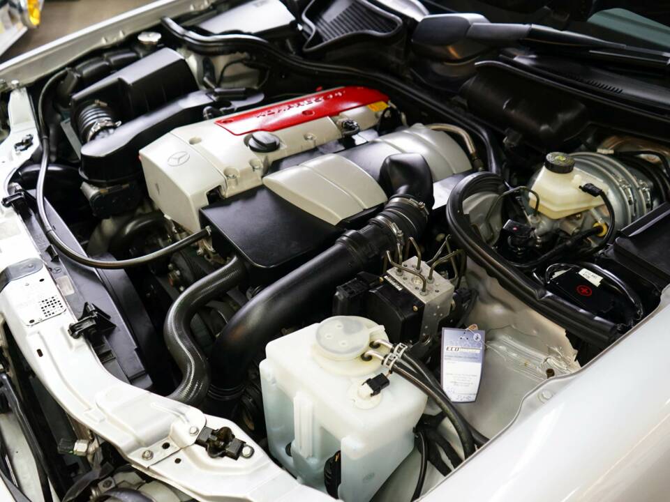 Bild 35/38 von Mercedes-Benz E 200 Kompressor (2001)