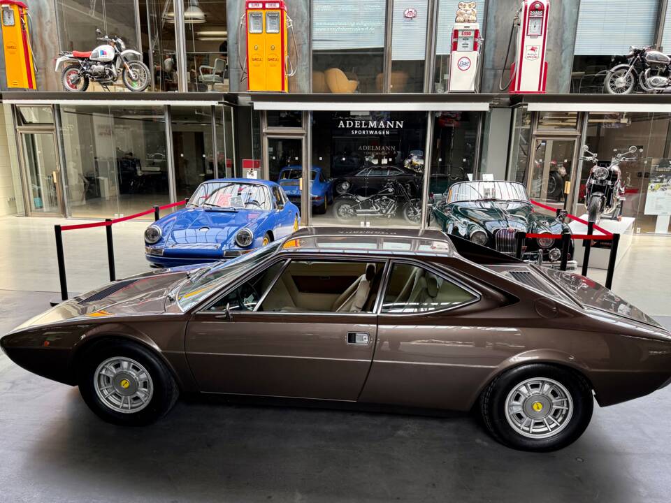 Bild 3/21 von Ferrari Dino 308 GT4 (1975)