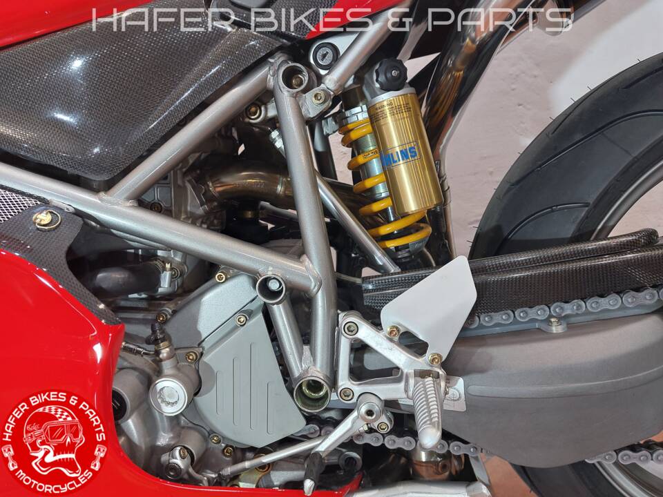 Immagine 40/58 di Ducati 998 R (2002)