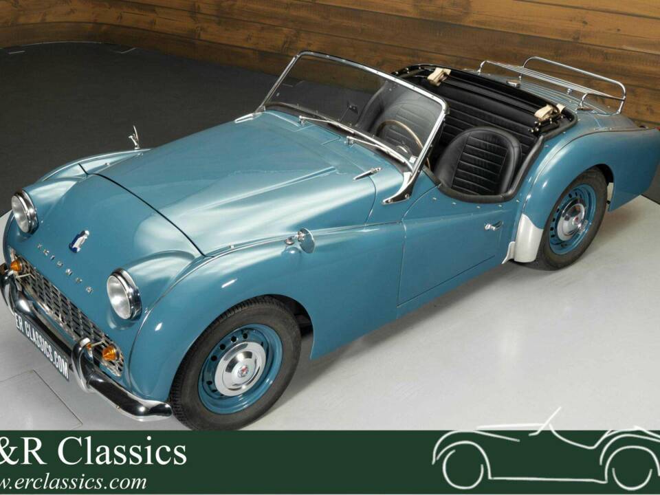 Afbeelding 1/36 van Triumph TR 3A (1960)