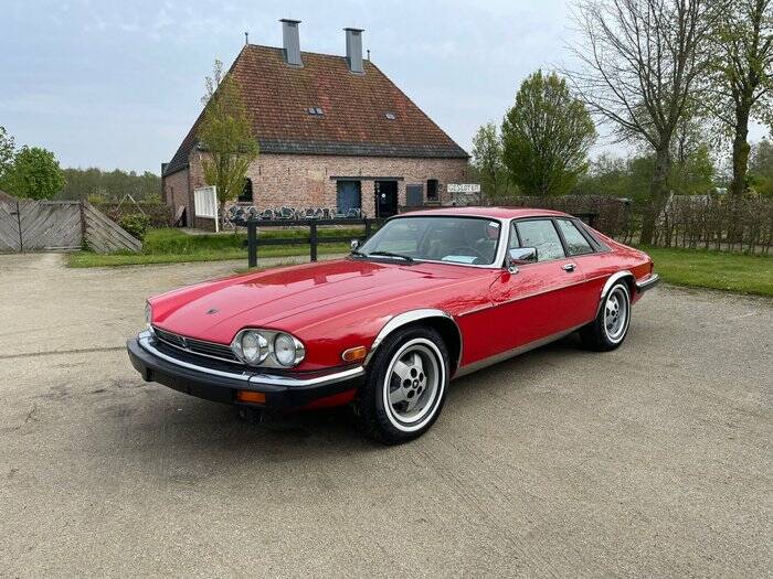 Image 2/7 de Jaguar XJ-S V12 (1990)