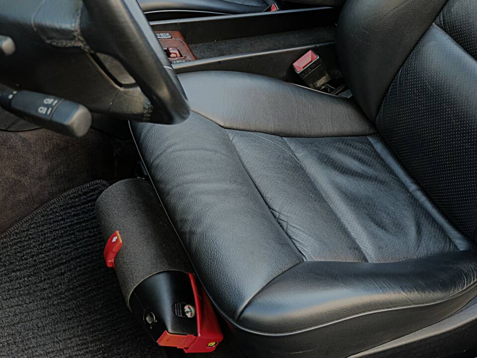 Image 46/74 of Mercedes-Benz E 320 (1997)