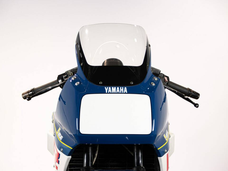 Bild 29/50 von Yamaha FZ 750 (1986)