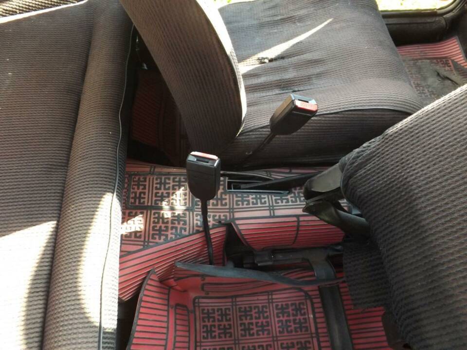 Image 22/50 de FIAT 126 (1981)