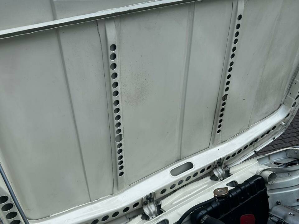 Bild 43/56 von BMW 2002 ti (1969)