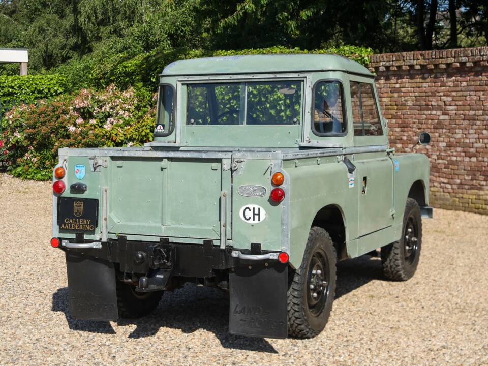 Image 23/50 of Land Rover 88 (1965)