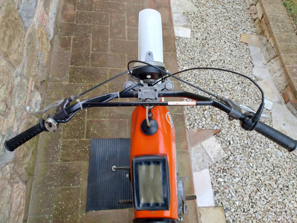 Immagine 17/35 di Aspes DUMMY (1976)