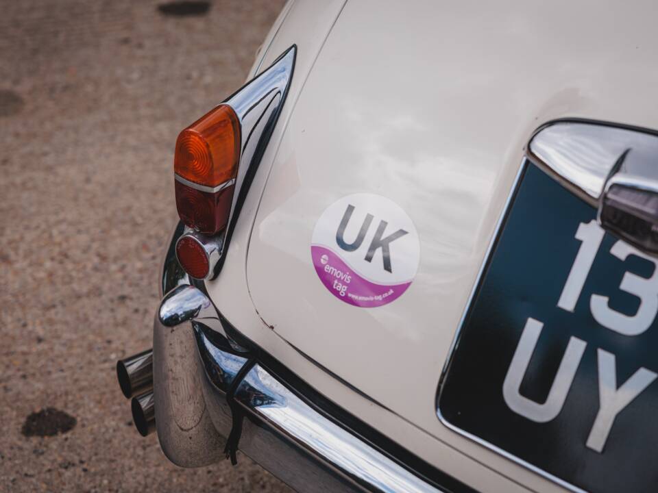 Immagine 35/50 di Jaguar Mk II 3.8 (1960)