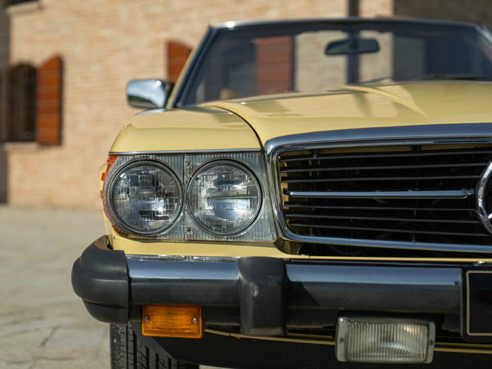 Obraz 28/50 pojazdu Mercedes-Benz 450 SL (1977)
