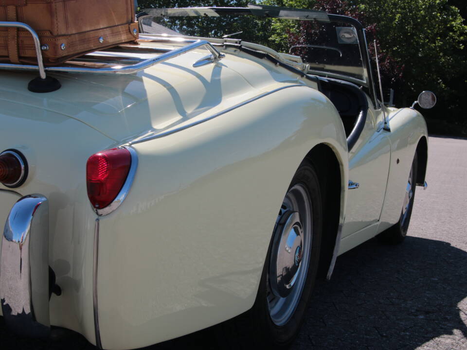 Image 52/83 of Triumph TR 3A (1959)