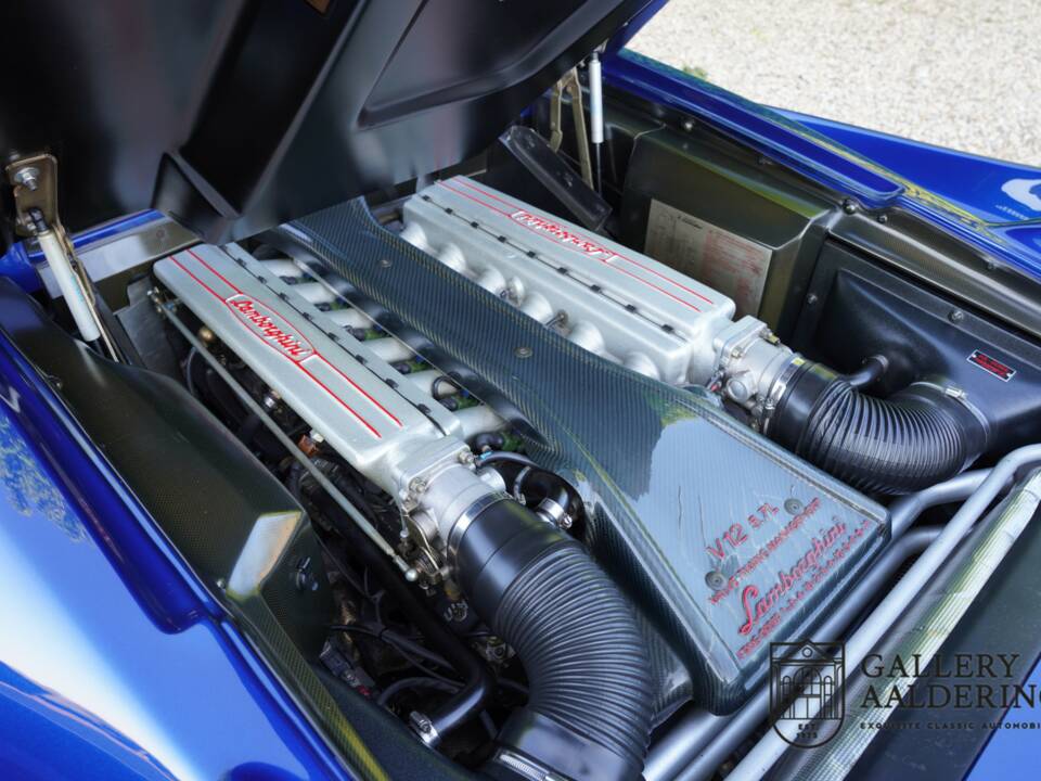 Obraz 9/50 pojazdu Lamborghini Diablo VT Roadster (1996)