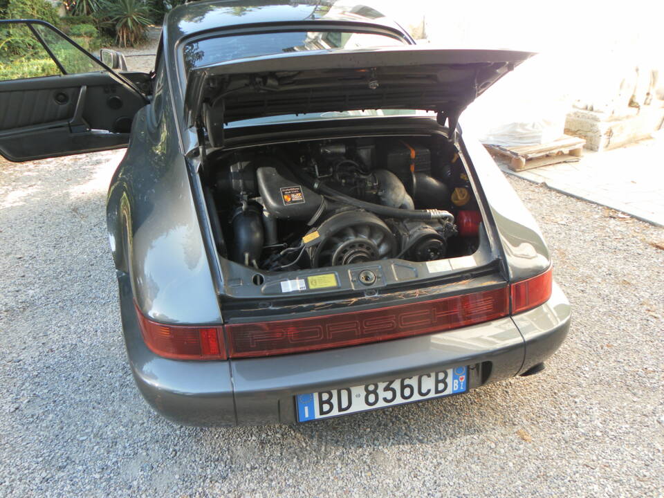 Imagen 7/18 de Porsche 911 Carrera 4 (1989)