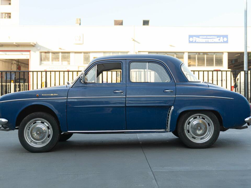 Image 4/42 of Renault Ondine (1962)