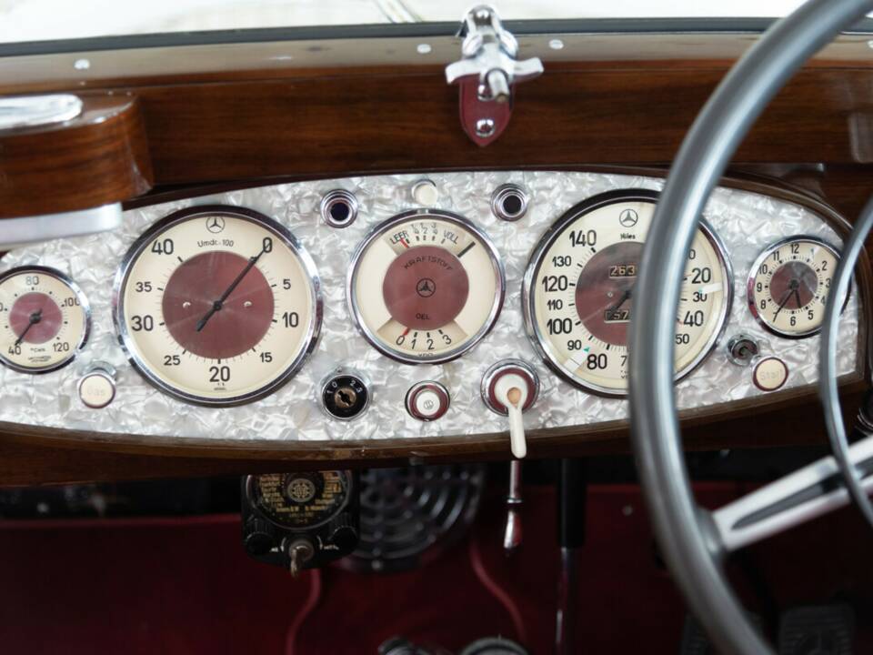 Imagen 41/50 de Mercedes-Benz 500 K Cabriolet B (1935)