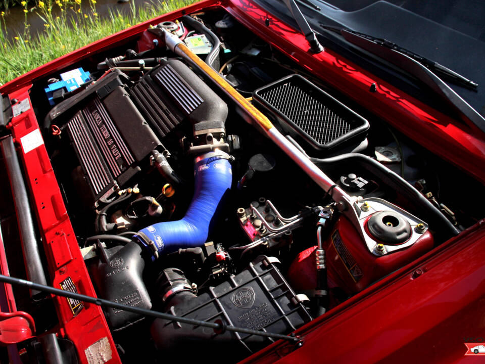 Bild 25/30 von Lancia Delta HF Integrale Evoluzione I (1991)