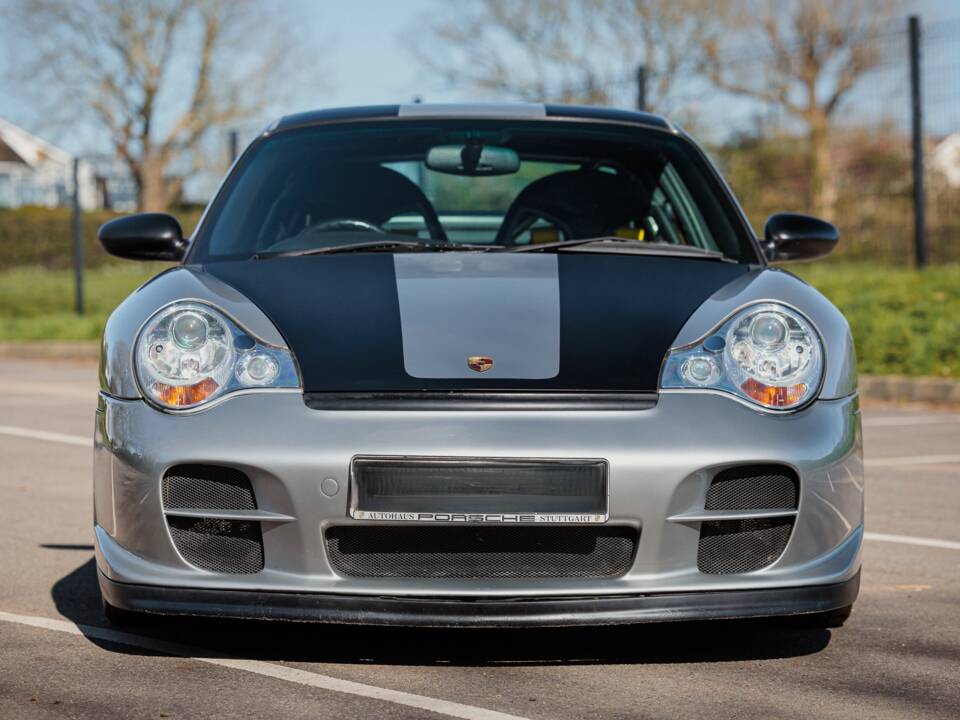 Bild 6/50 von Porsche 911 GT2 (2002)