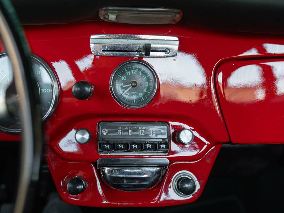 Image 39/50 of Porsche 356 C 1600 SC (1964)