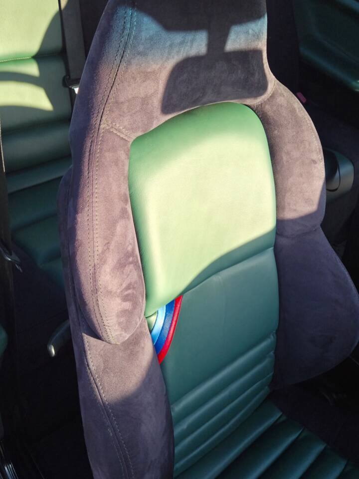 Image 18/54 of BMW M3 GT (1995)