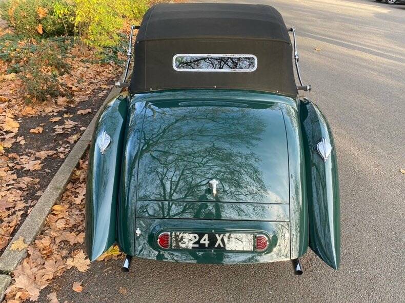 Image 23/50 of Lagonda V12 DHC (1939)