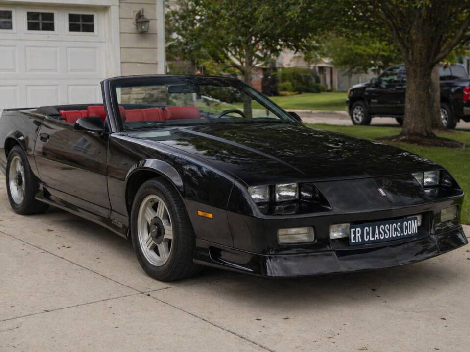 Image 1/8 of Chevrolet Camaro RS 191 (1991)