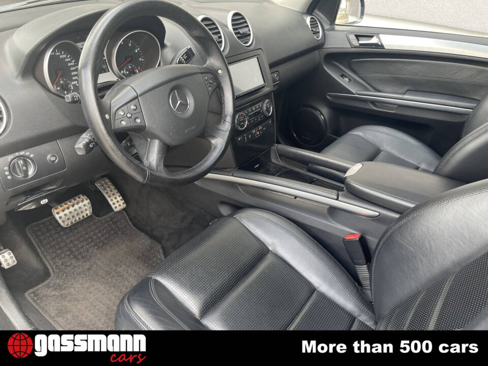 Bild 9/15 von Mercedes-Benz ML 63 AMG (2006)