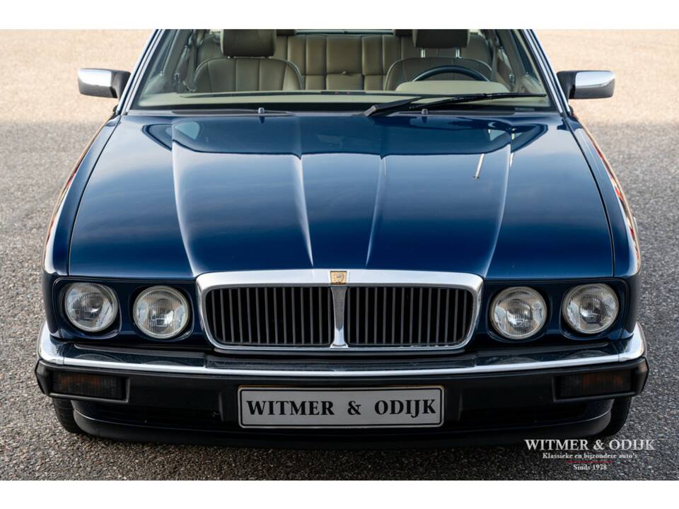 Bild 11/17 von Jaguar XJ6 3.2 (1994)