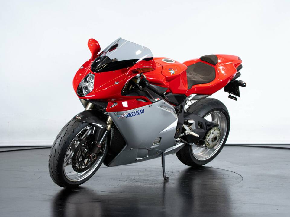 Image 7/50 de MV Agusta DUMMY (2004)