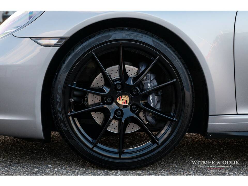 Bild 29/38 von Porsche 911 Carrera (2017)