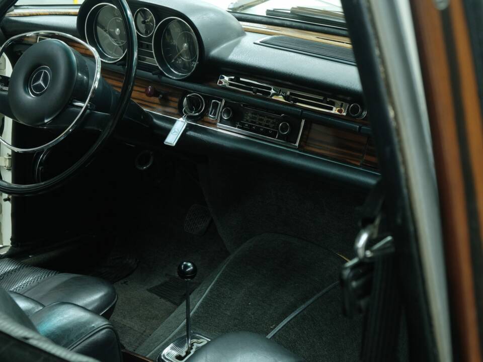Afbeelding 43/70 van Mercedes-Benz 300 SEL (1968)
