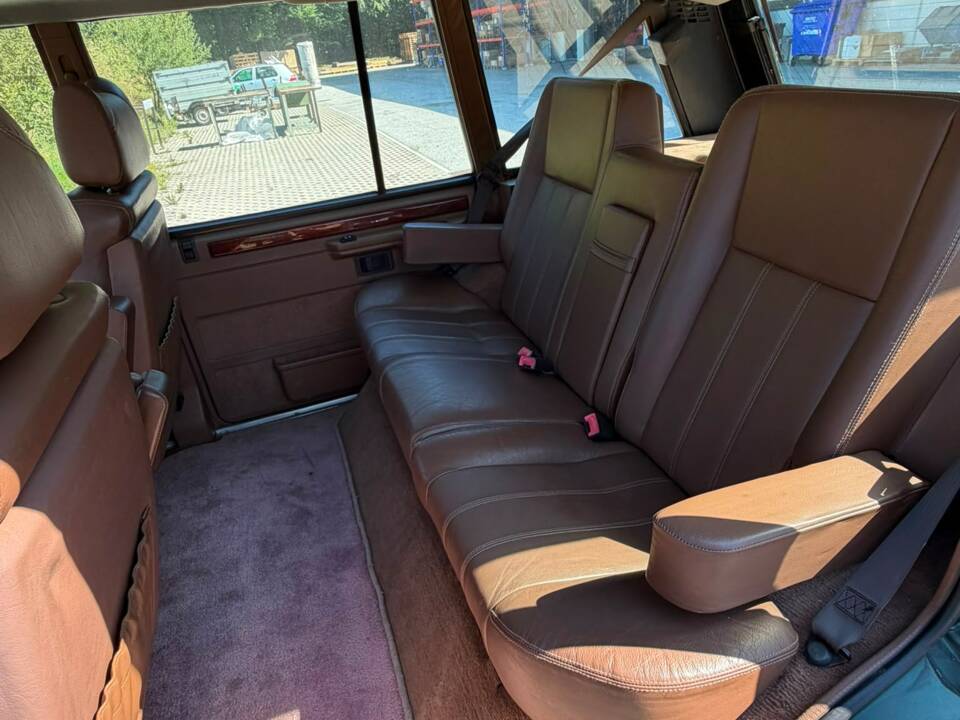 Image 12/13 de Land Rover Range Rover Vogue LSE (1992)