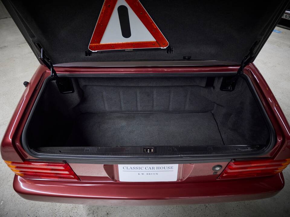 Bild 57/99 von Mercedes-Benz SL 320 (1995)