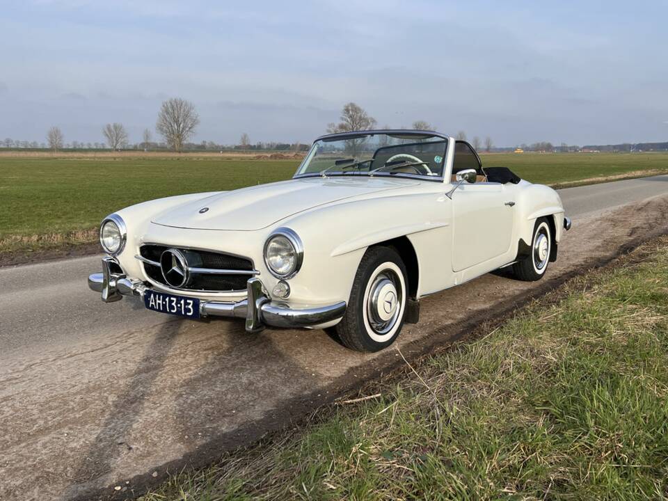 Afbeelding 4/8 van Mercedes-Benz 190 SL (1959)
