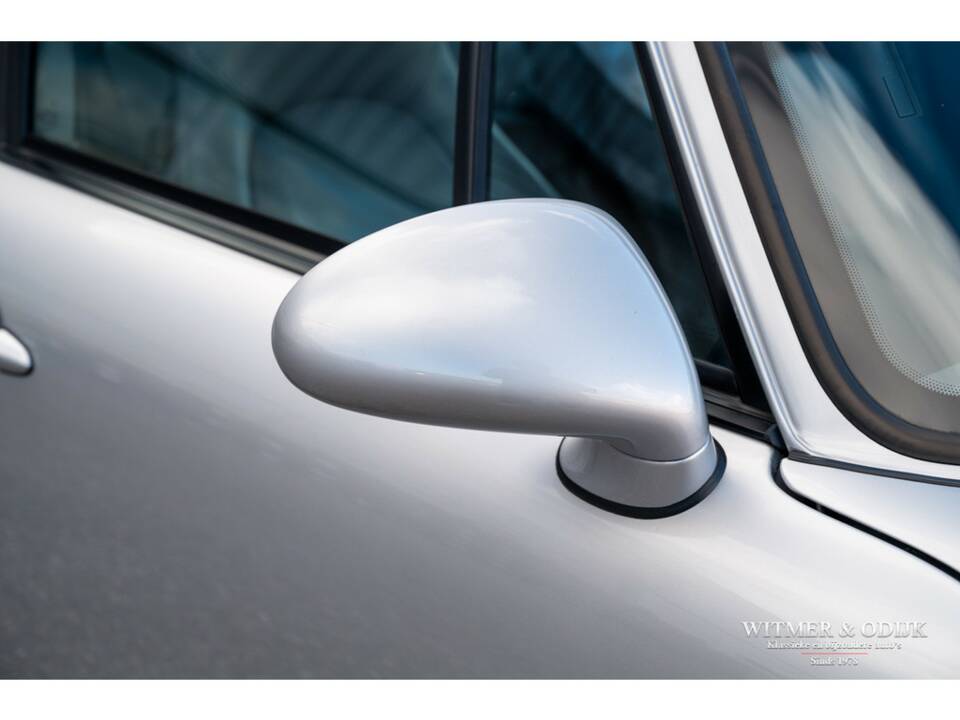 Image 16/26 of Porsche 911 Carrera (1997)
