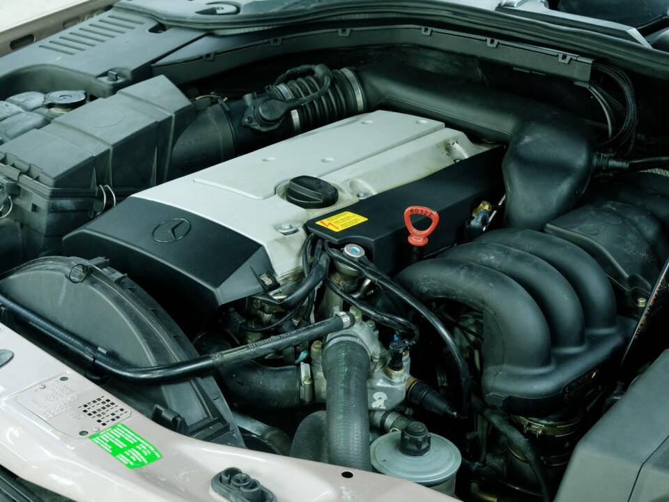 Bild 26/50 von Mercedes-Benz S 280 (1994)
