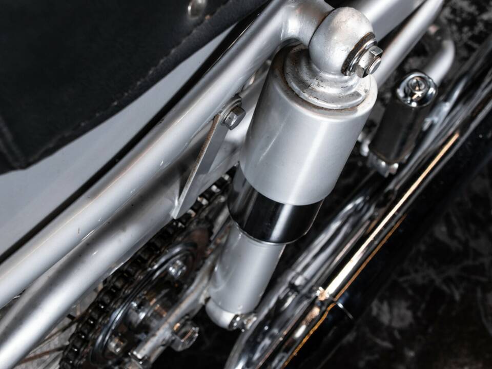 Image 21/25 de Beta 160 Sport (1953)