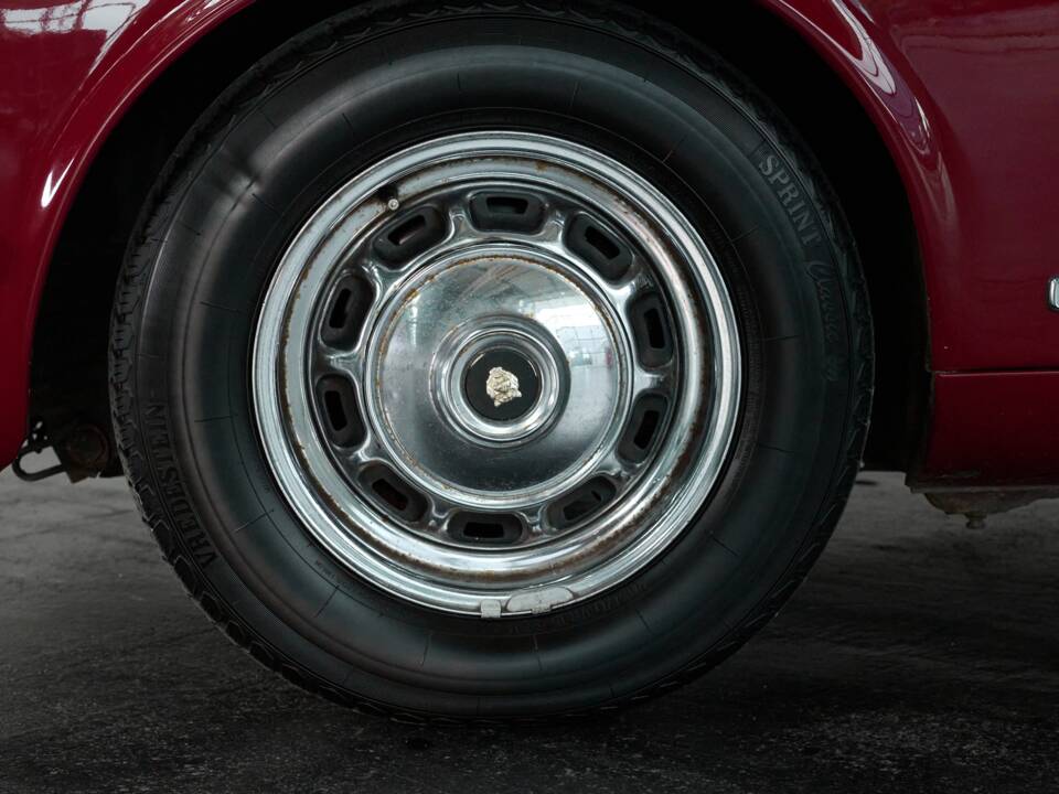 Bild 8/50 von Jaguar XJ 6 L 4.2 (1974)