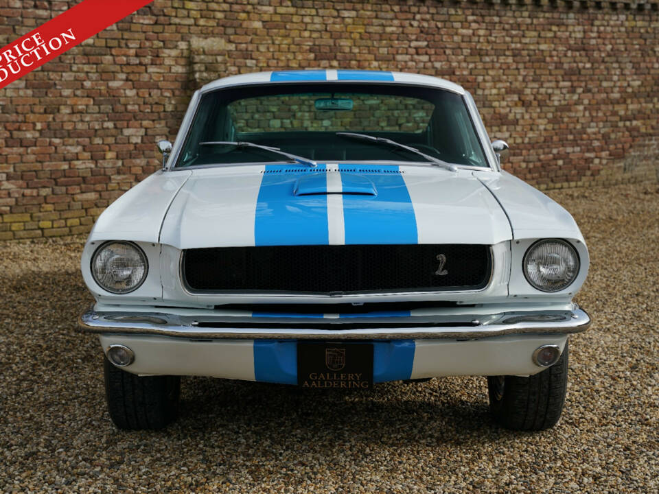 Image 22/50 of Ford Mustang GT (1965)
