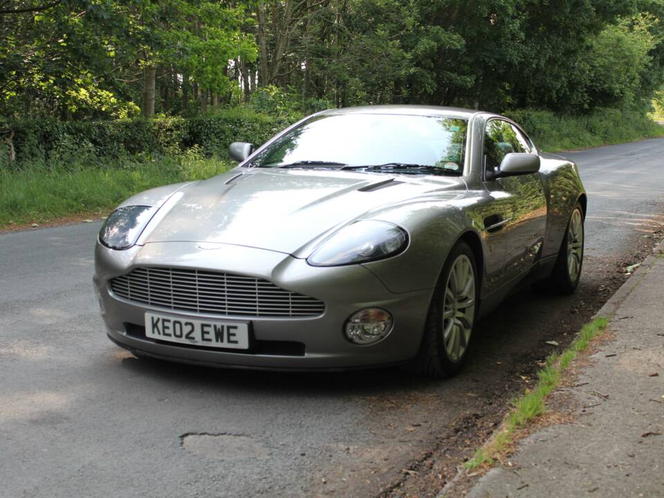 Bild 3/17 von Aston Martin V12 Vanquish (2002)