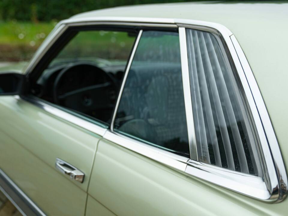 Image 21/50 de Mercedes-Benz 500 SLC (1984)