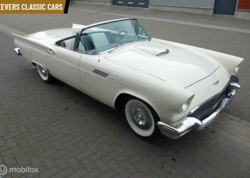 Image 2/6 of Ford Thunderbird (1957)