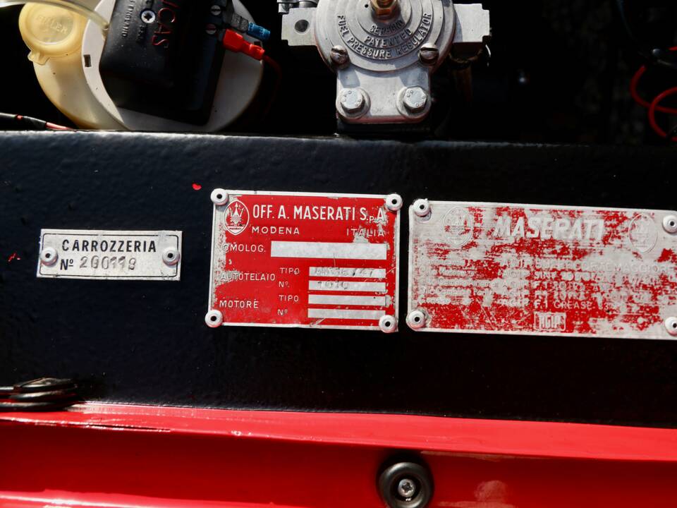 Image 27/50 de Maserati Indy 4700 (1971)