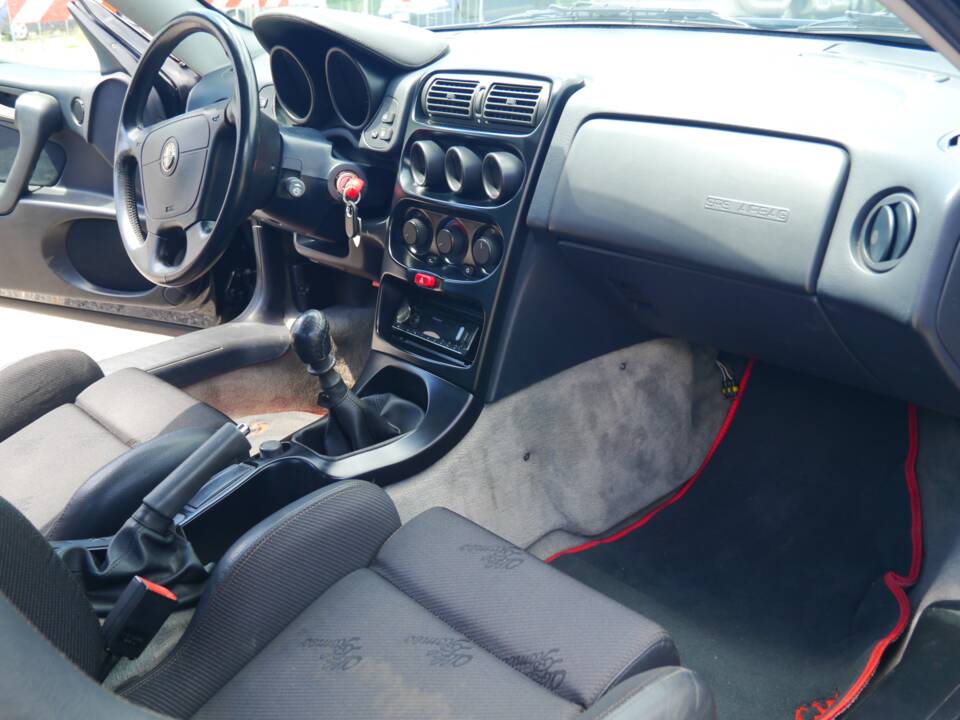 Bild 51/67 von Alfa Romeo GTV 2.0 V6 Turbo (1996)