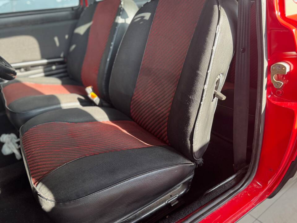 Bild 25/36 von SEAT Fura (1983)