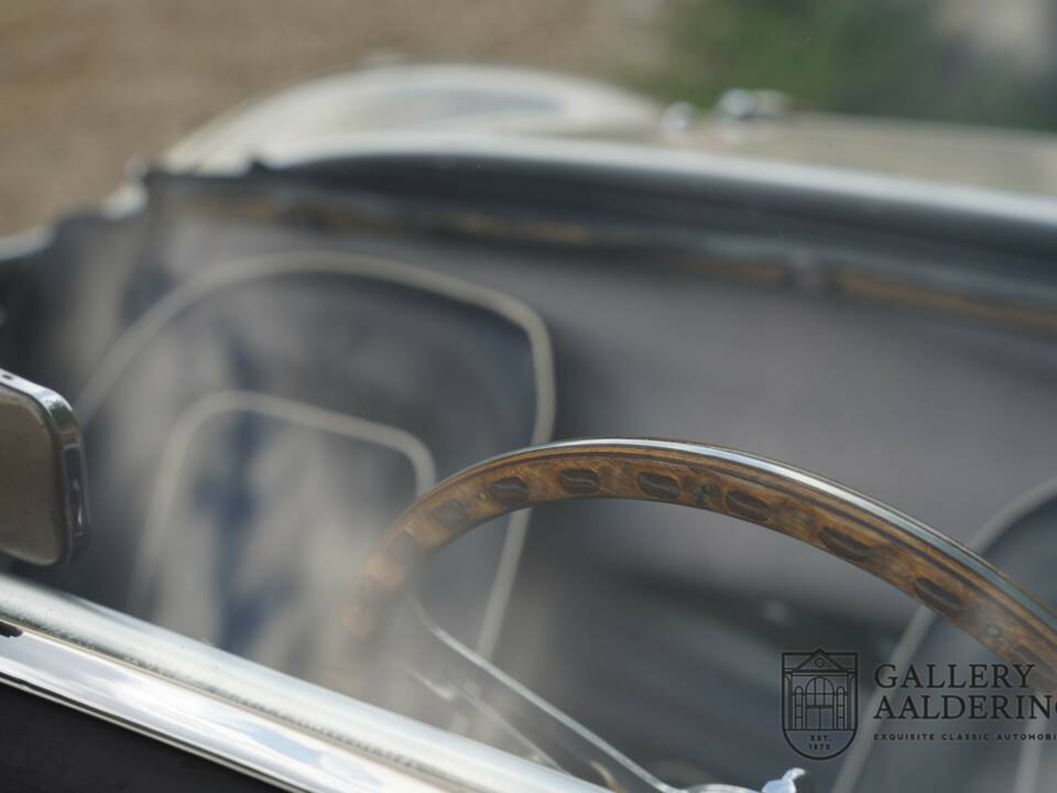 Image 25/50 of Austin-Healey 100/4 (BN1) (1954)